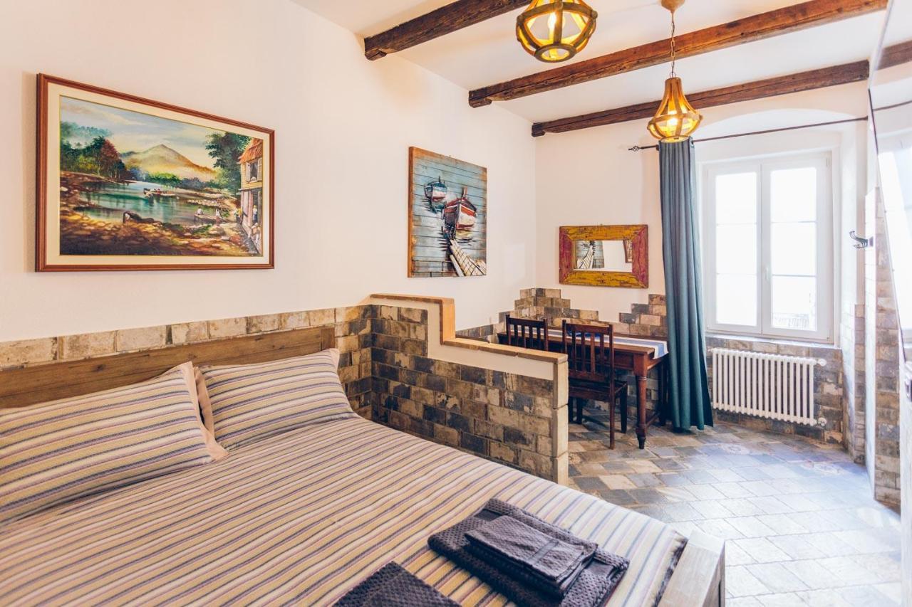 Aquila D'Oro Триест Экстерьер фото